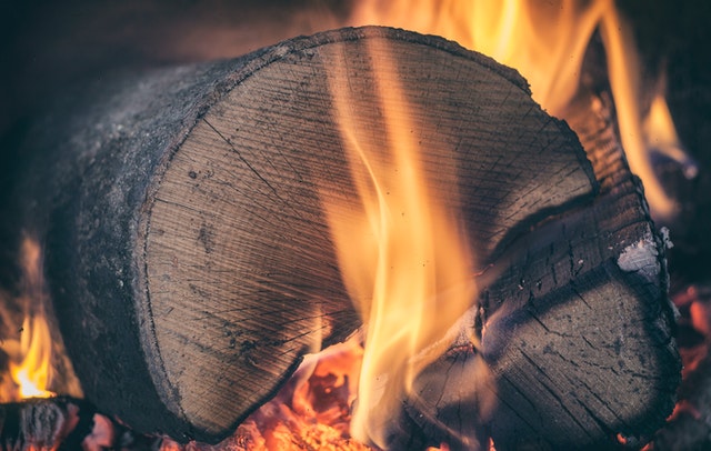 light the perfect fire using birch